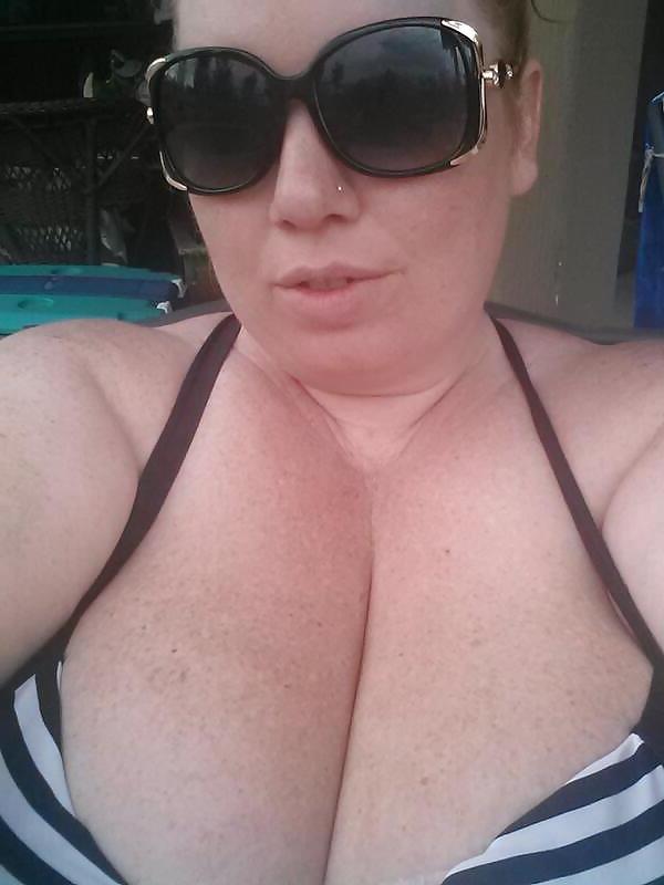25P Huge Tits, Tight Tops 79