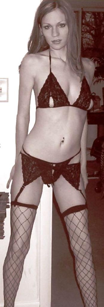 20P Private Pics - sexy young MILF with nice big hanging tits