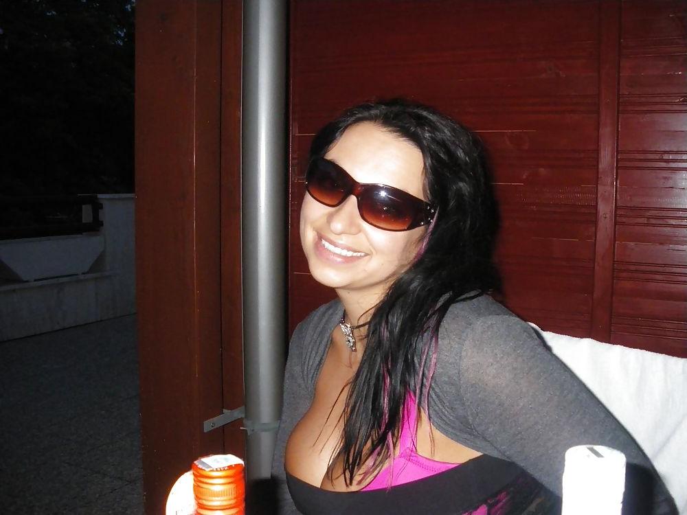 24P Big Boobs Bitch Sexy