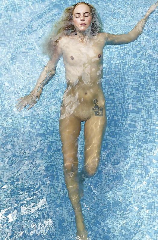 25P Water Babes