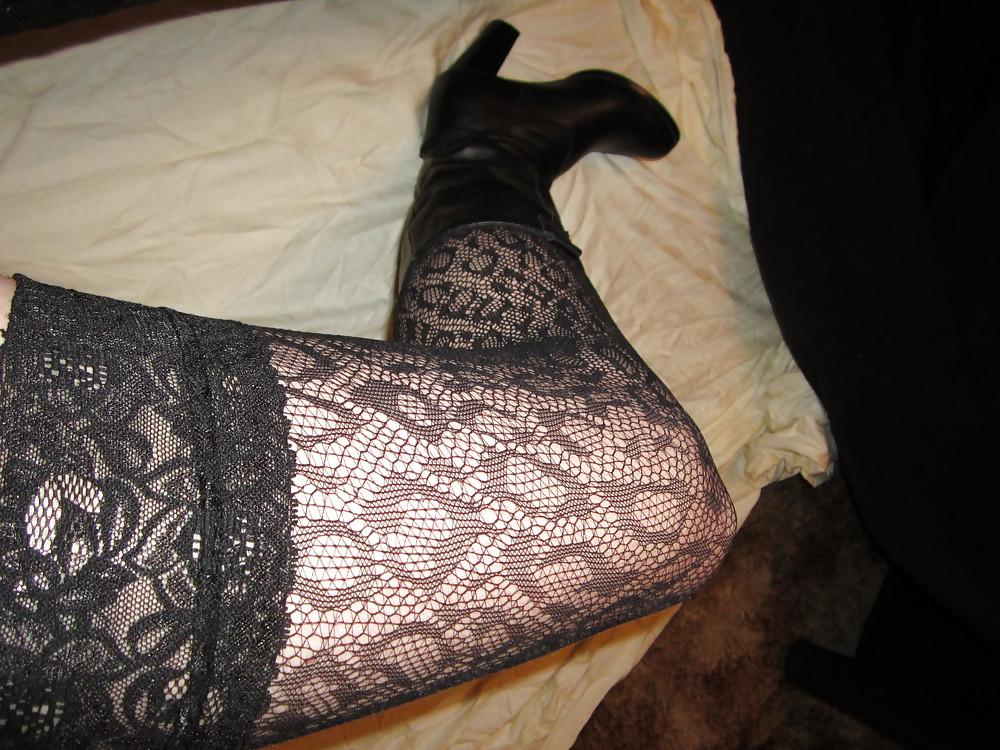 16P Stockings and boots