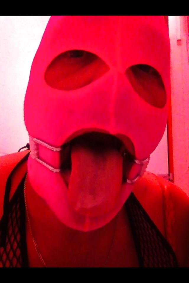 24P Glory hole slut sky