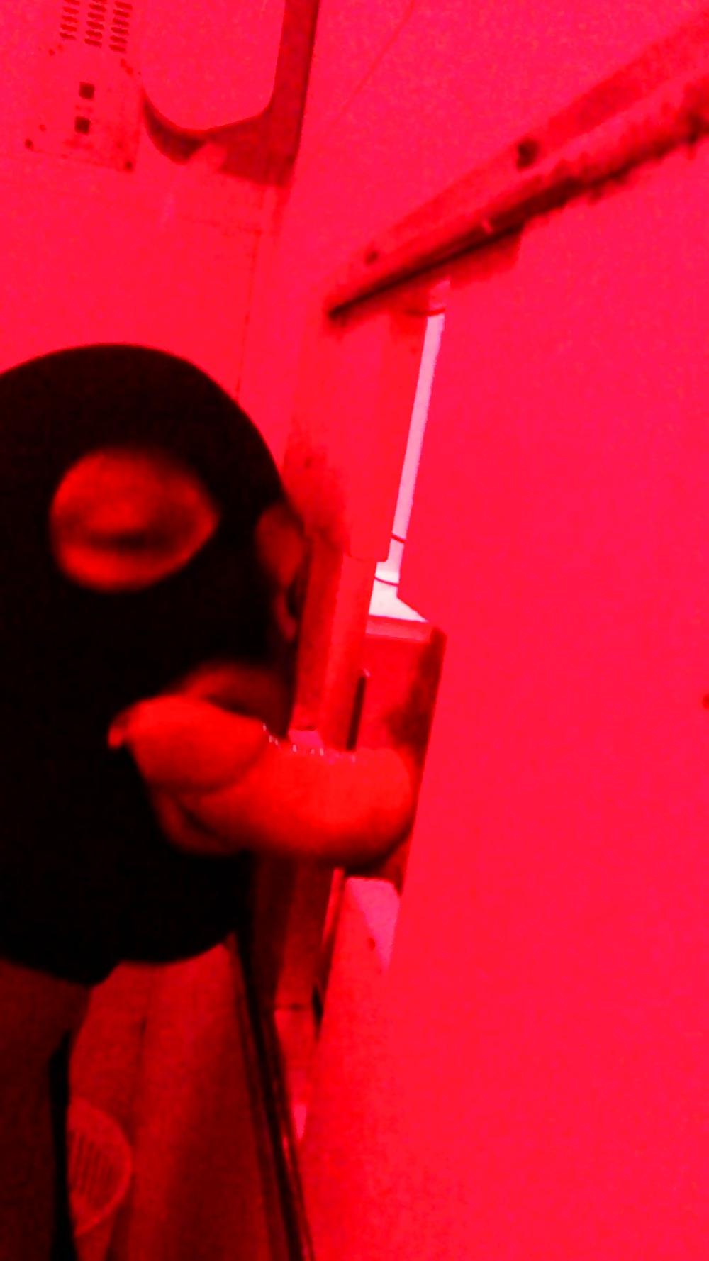 24P Glory hole slut sky