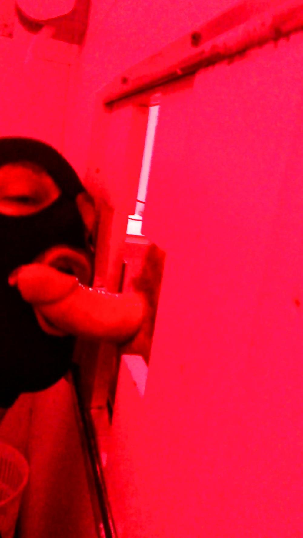 24P Glory hole slut sky