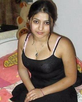 22P Beautiful Indian Girls 75-- By Sanjh