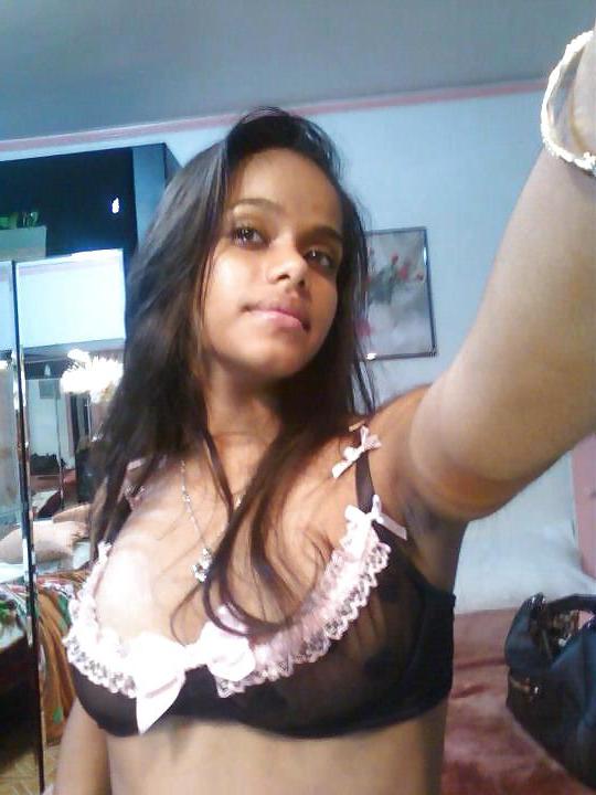 22P Beautiful Indian Girls 75-- By Sanjh
