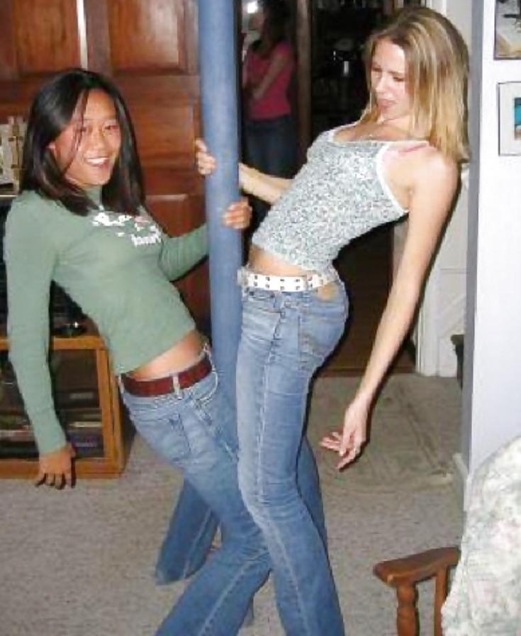 25P Blue Jeans Babes 1