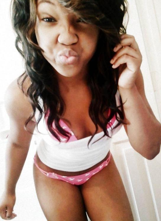 25P Amateur Black Girls 63