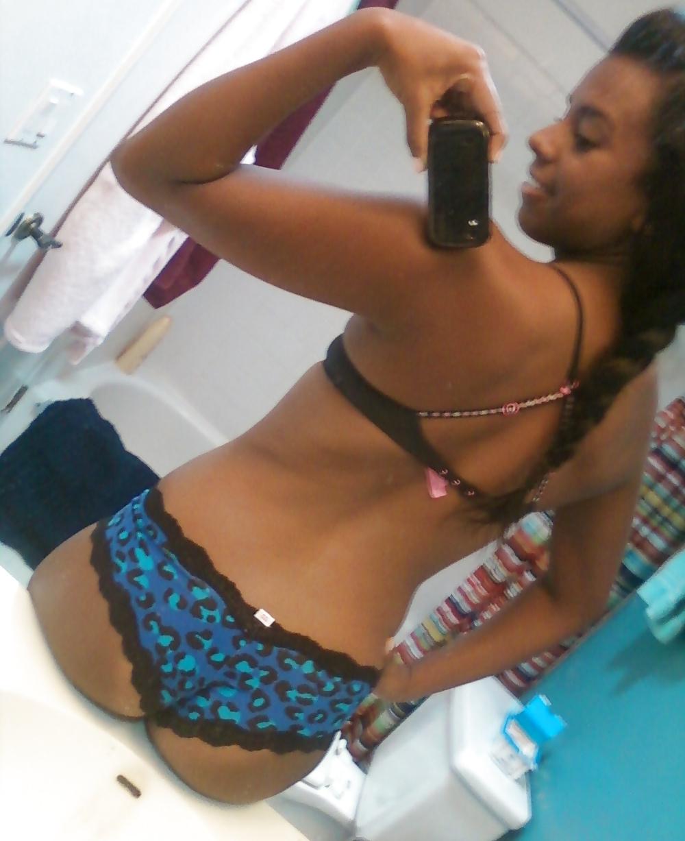 25P Amateur Black Girls 63