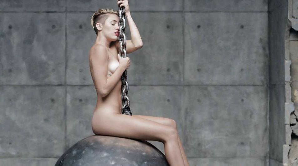 25P Crazy Miley