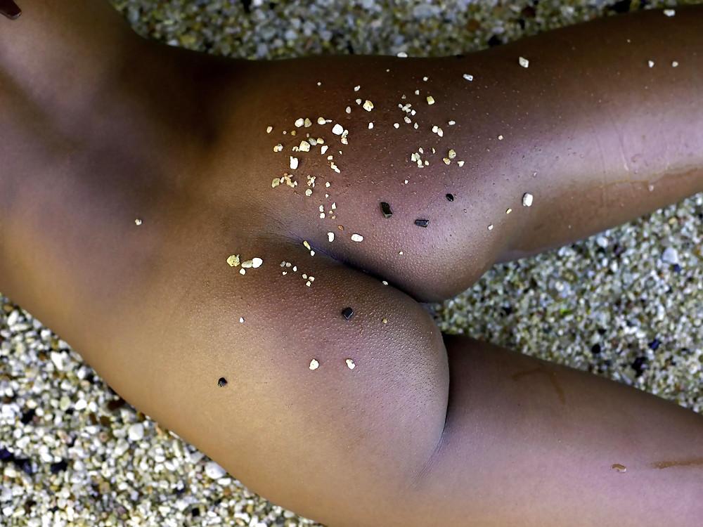 25P Sexy Skinny Black Babes
