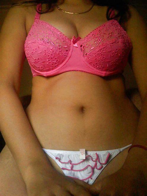 25P Beautiful Indian Girls 84-- By Sanjh