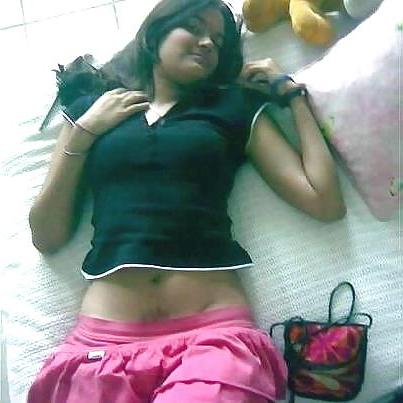 25P Beautiful Indian Girls 84-- By Sanjh