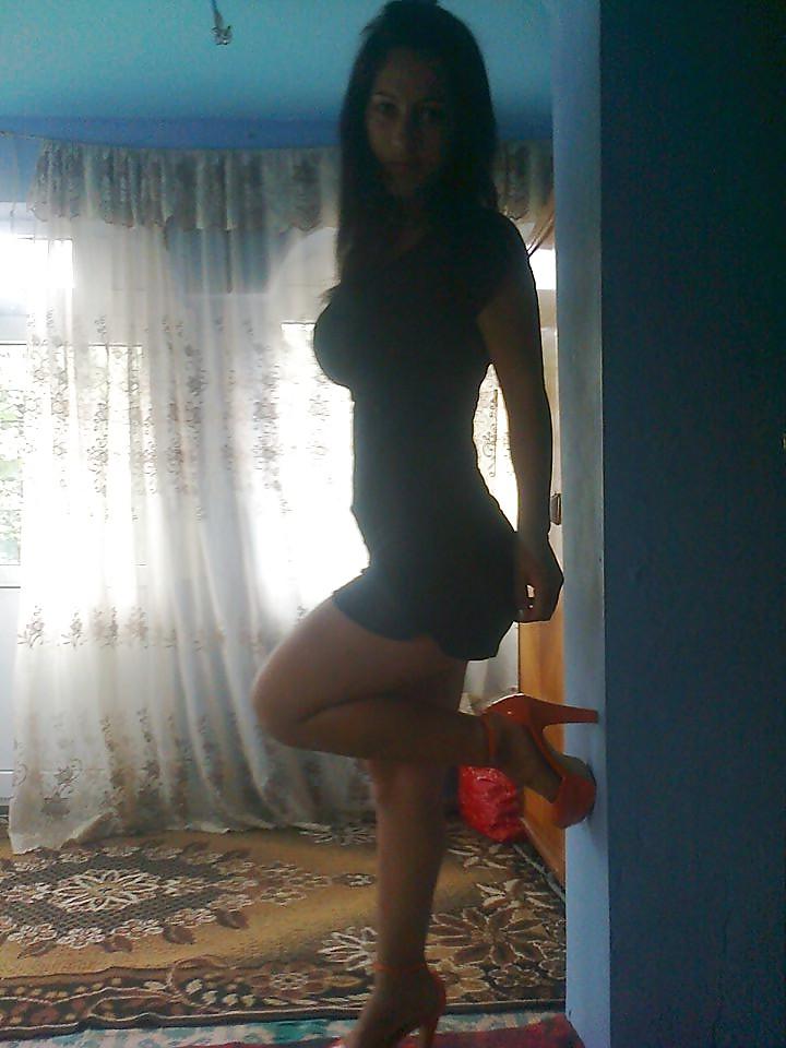7P UNA RAGAZZA TETTONA BUSTY FRIEND 