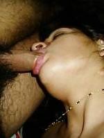 25P Indian aunty boobs show