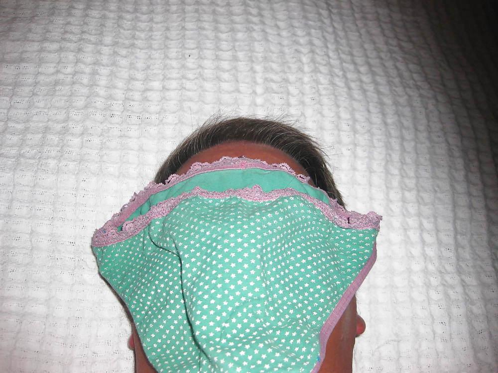 6P Michelle 03 - sniffing used panties