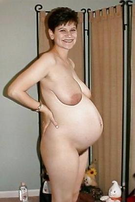 20P Pregnant women with saggy tits 1.