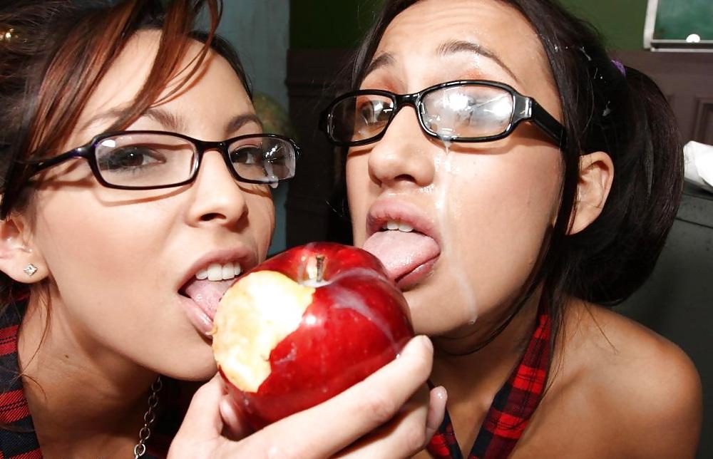 25P Sluts Eating Cum Covered Food