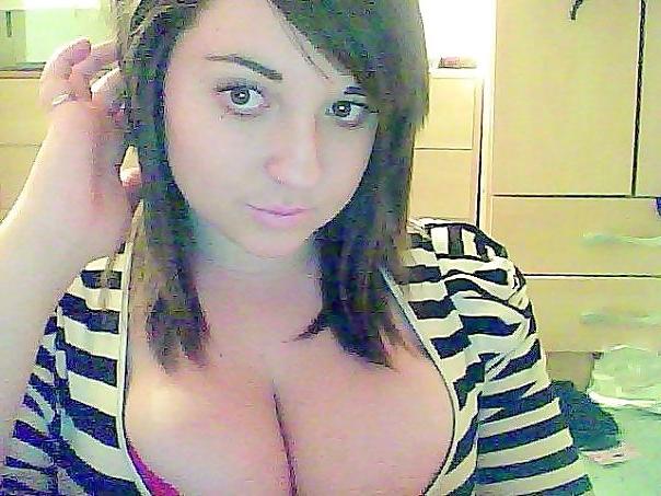 25P Big Tits