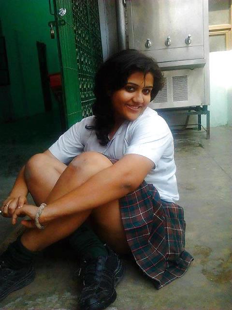 25P Beautiful Indian Girls 61(NON PORN)-- By Sanjh