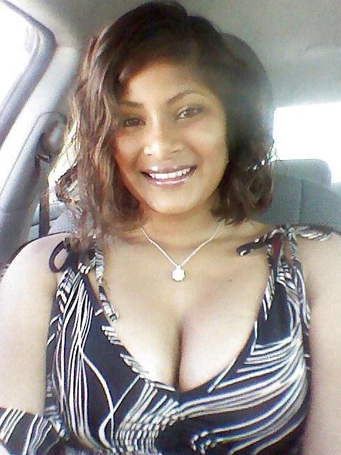 18P INDIAN SLUT MY FAM
