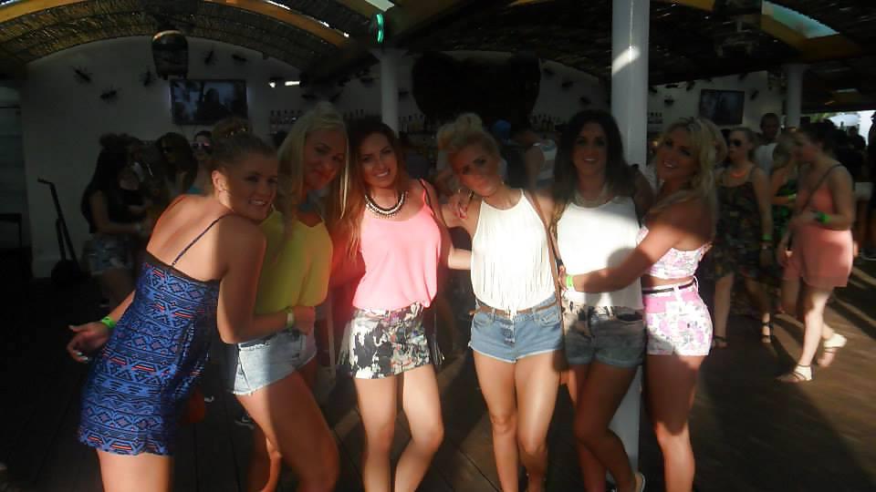 25P Ibiza Sluts