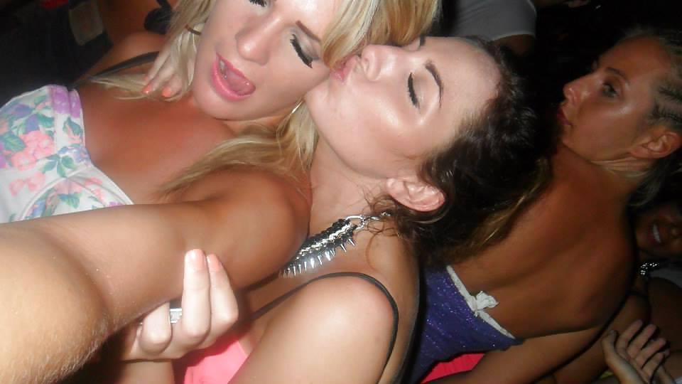 25P Ibiza Sluts