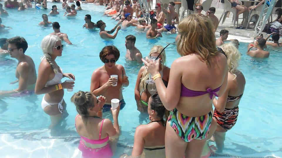 25P Ibiza Sluts