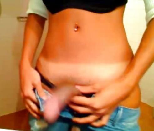 17P Atemberaubender Ladyboy (Riesentitten)