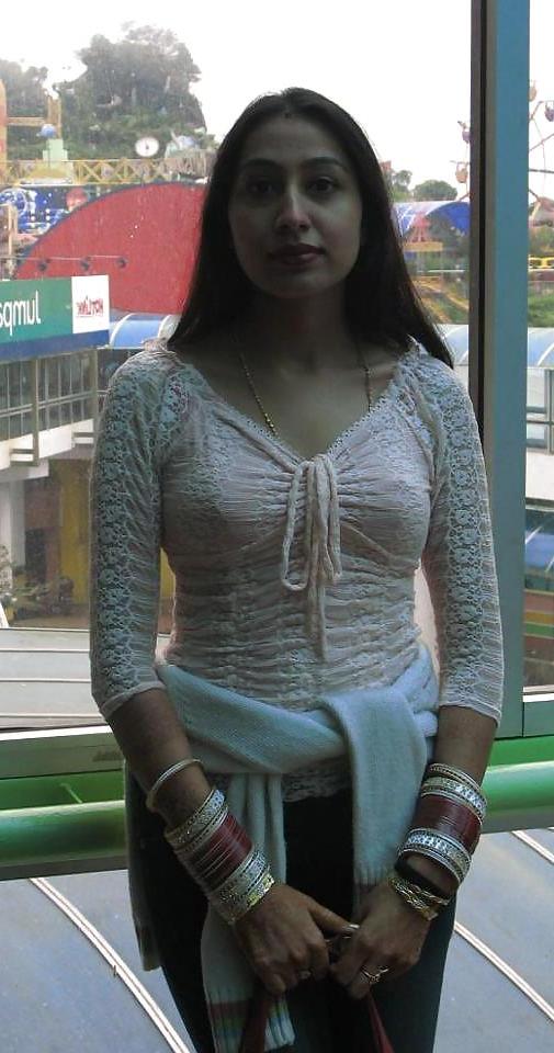 25P Indian MILF 