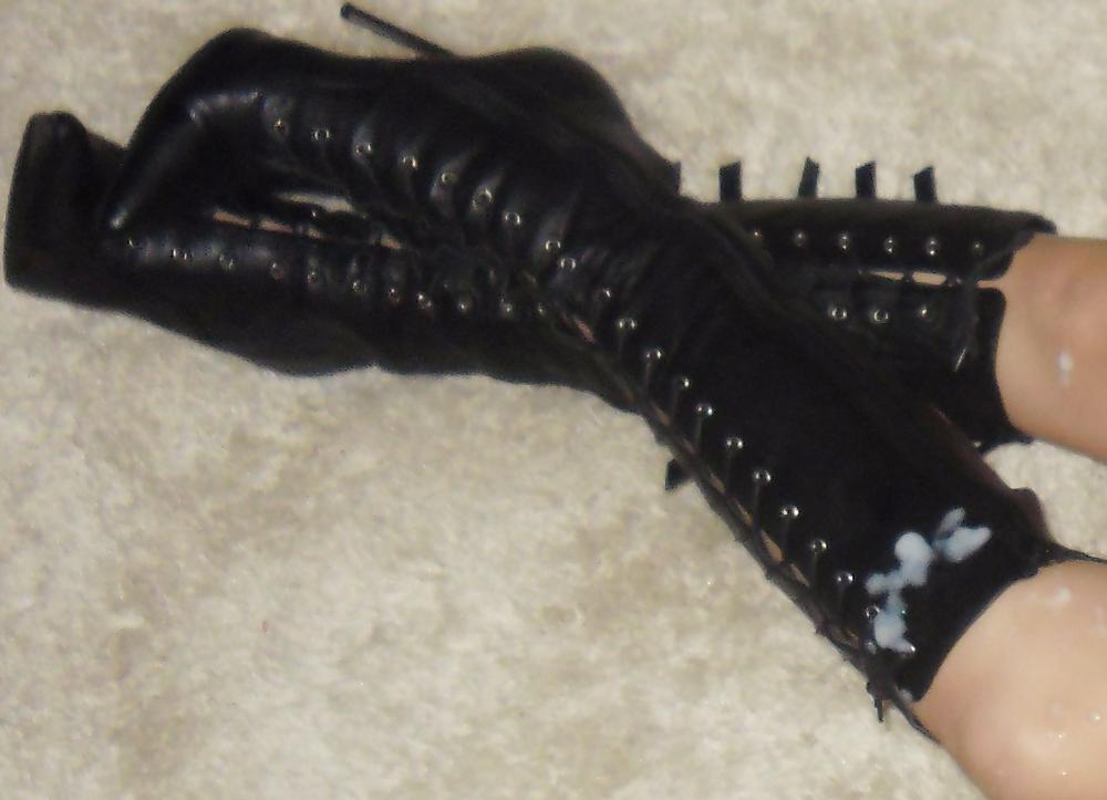 19P Cum on Leather Boots