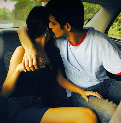25P Couple: Having secret fun