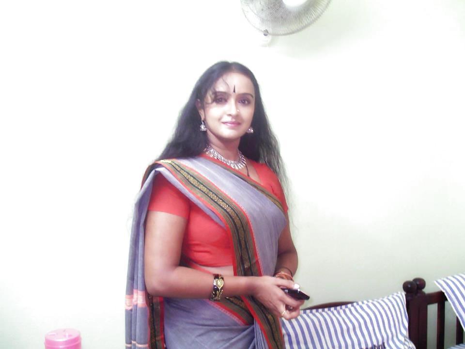 25P Indian saree babes!!!!