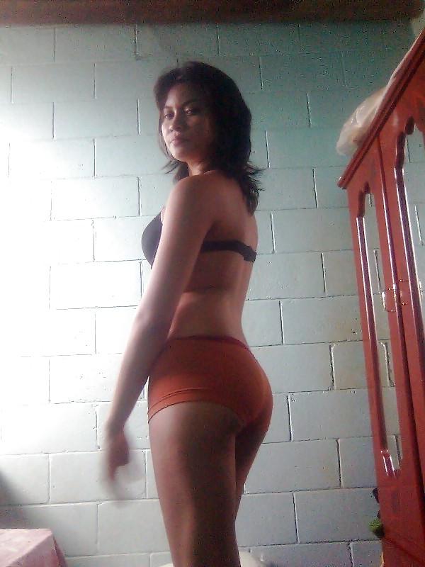 10P Indonesian cutie
