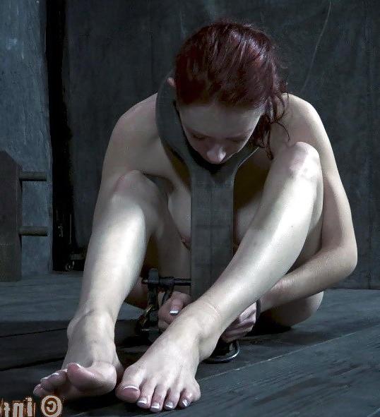 25P Bondage models feet