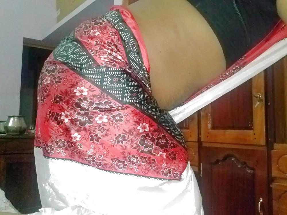 25P Me in saree.. indian ass loves to be in a saree..