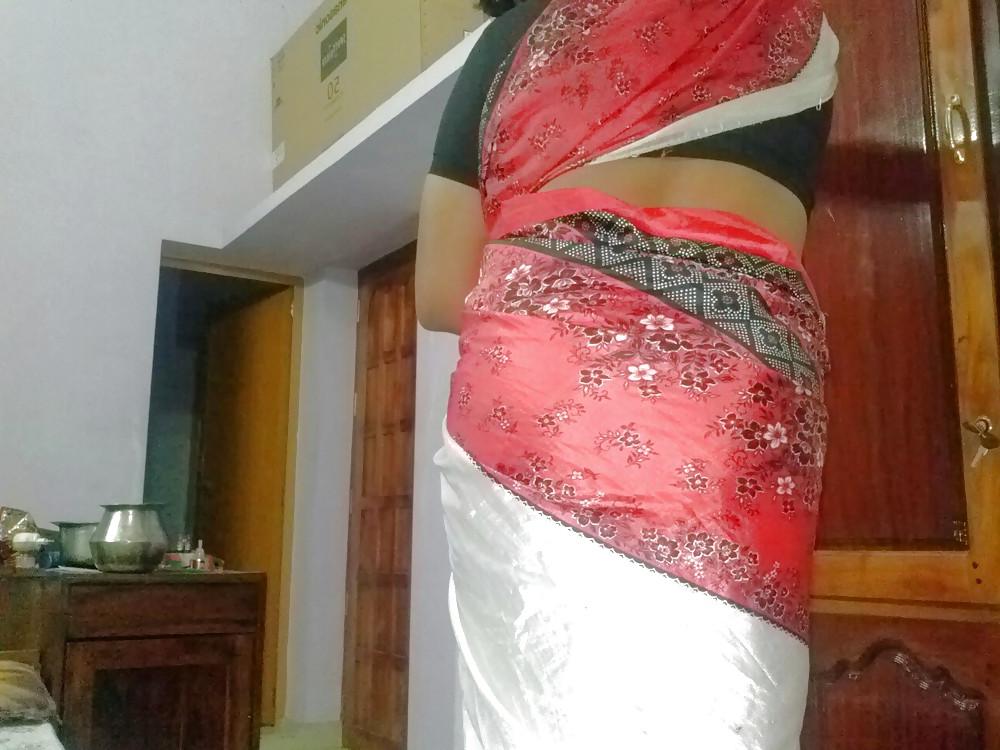 25P Me in saree.. indian ass loves to be in a saree..