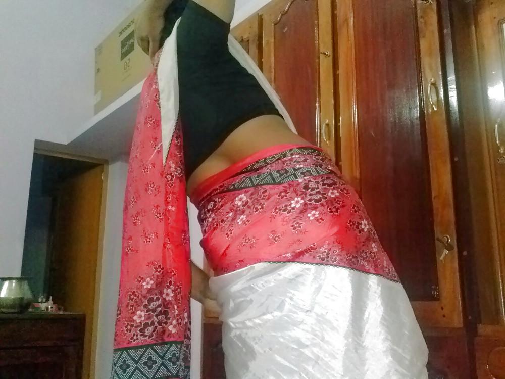 25P Me in saree.. indian ass loves to be in a saree..