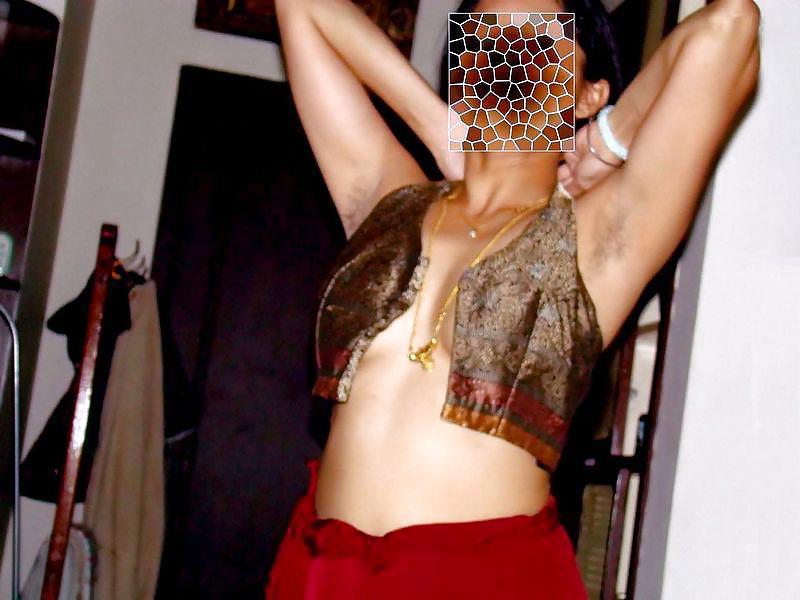 10P In Transparent Saree and Blouse Showing My Boobs Pic