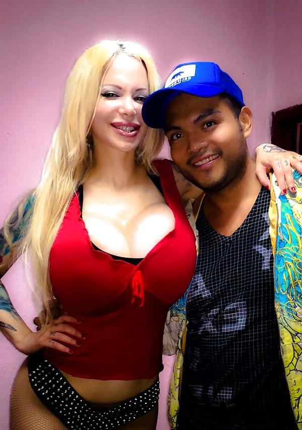 25P Big Boobs