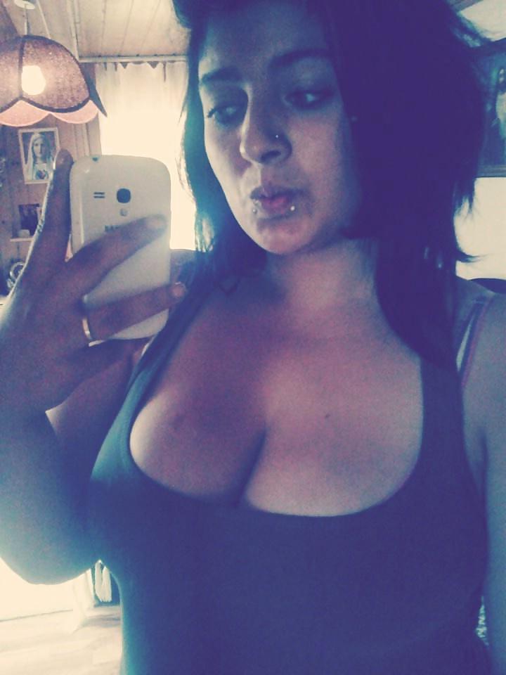 25P Big Boobs