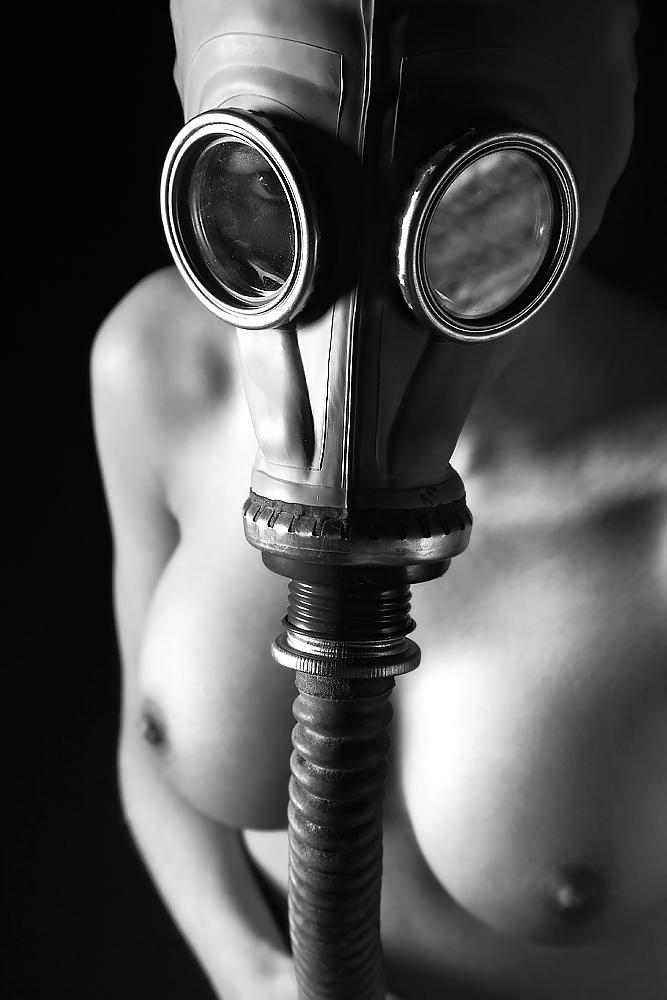 25P Gas-Mask 8!