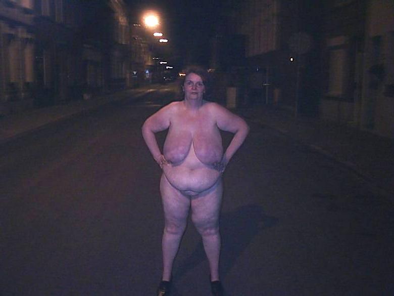 22P GRANNIES & MATURES WITH HUGE BOOBS N1