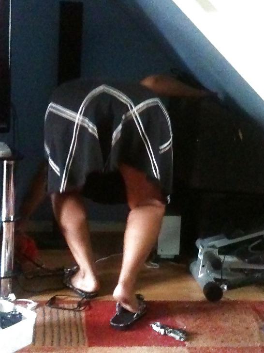 8P Maman Beurette Fait Le Menage