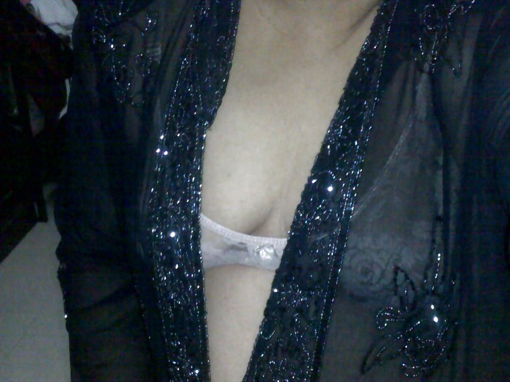 25P Indian boobs and pussy