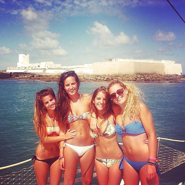 25P Spanish Chicas Vol.2