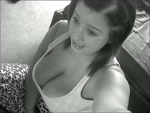 25P Non nude busty chubby bbw babes amatuer covering huge tits 5
