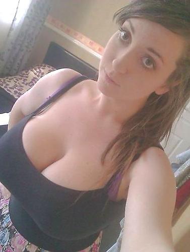25P Non nude busty chubby bbw babes amatuer covering huge tits 5