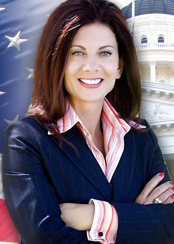 24P For fans of right-wing American women