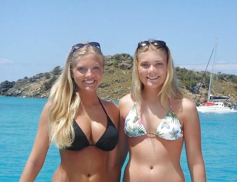 25P Some images of Hot amateur Teens&Babes On the beach MIXeD